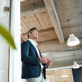 Learn how to protect your business when making leasehold improvements